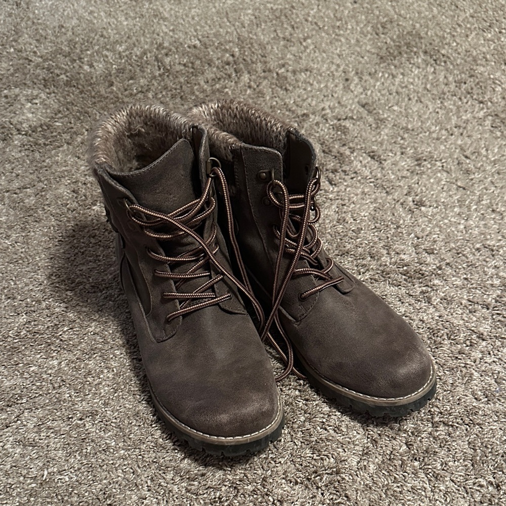 Women’s Brown combat Boots